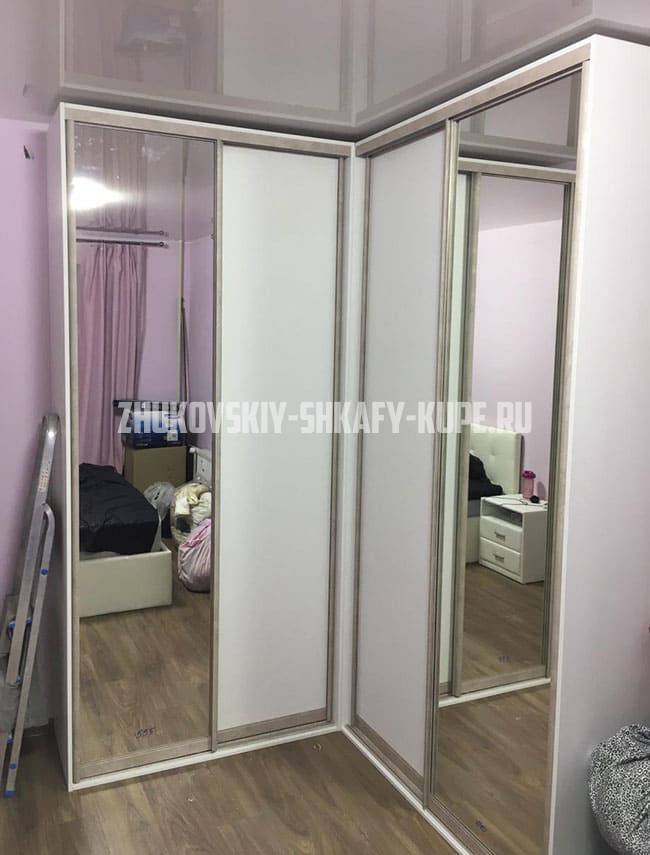 Шкафы угловые Жуковский